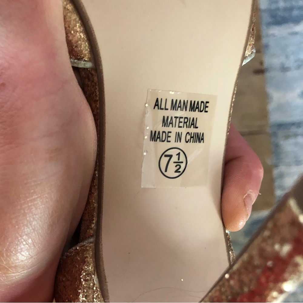 D'Orsay Gold Glitter Heels with Kitten Heel Sz 7.5 NWOT - Picture 5 of 5
